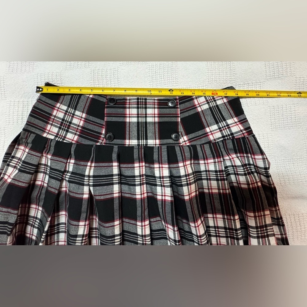 Urban Rose Chic Plaid Skater Skirt - Black, White, and Red - Picture 6 of 7